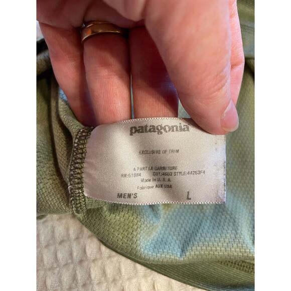 Patagonia Men’s Green Half Zip Collared Lightweight Sweatshirt Henley Large - Picture 8 of 12